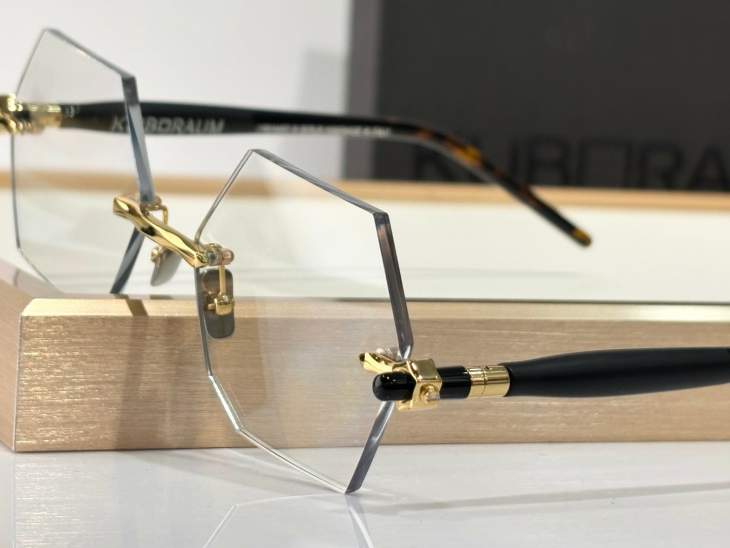 Picture of Kuboraum Sunglasses _SKUfw70683312fw